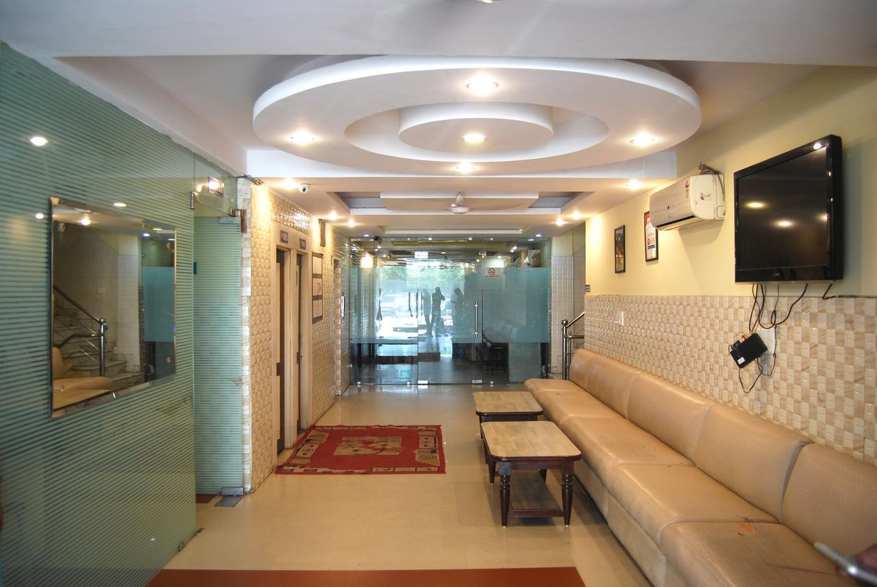 Hotel Kk Residency จัณฑีครห์ ภายนอก รูปภาพ